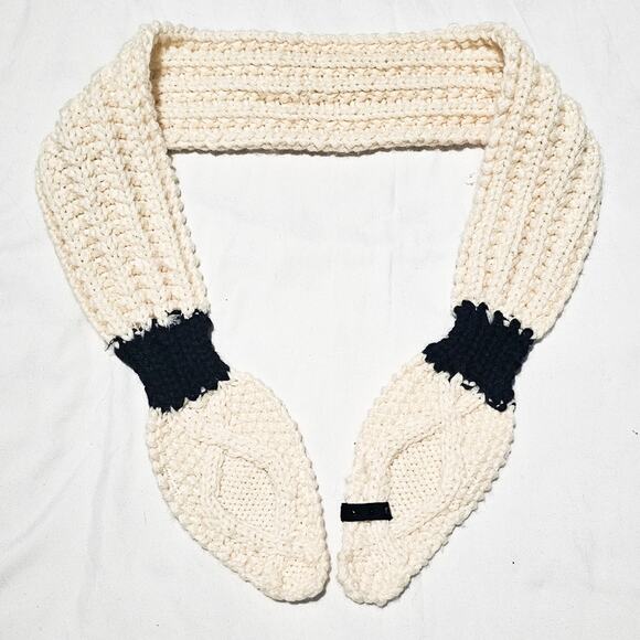 Volcom cream/ivory and black wool blend hand made scarf - Picture 2 of 13